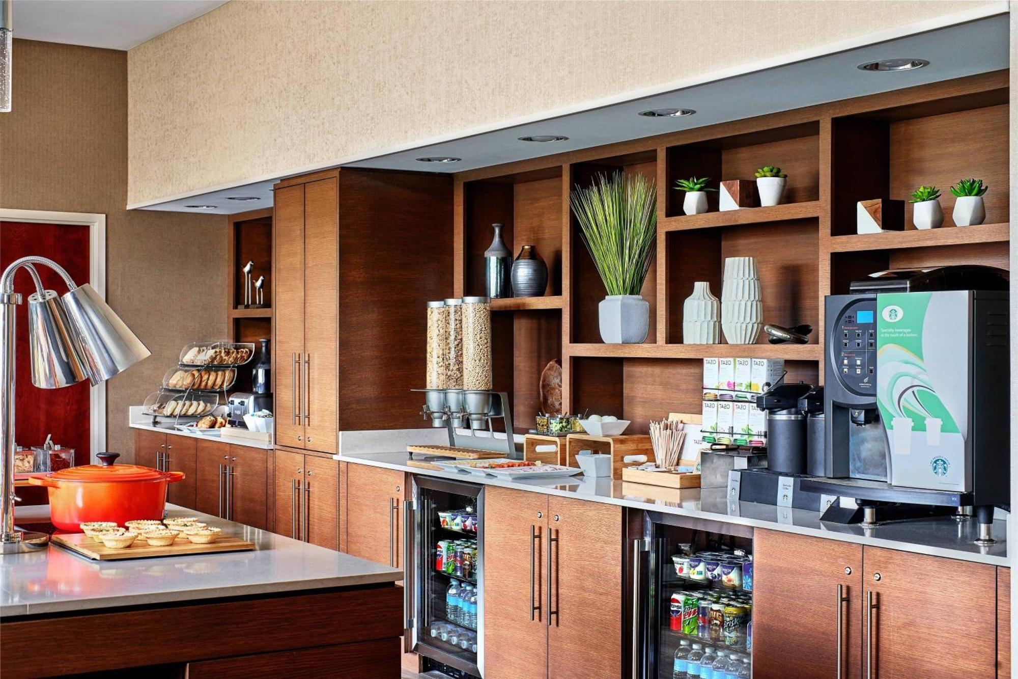 Pittsburgh Marriott North 4*