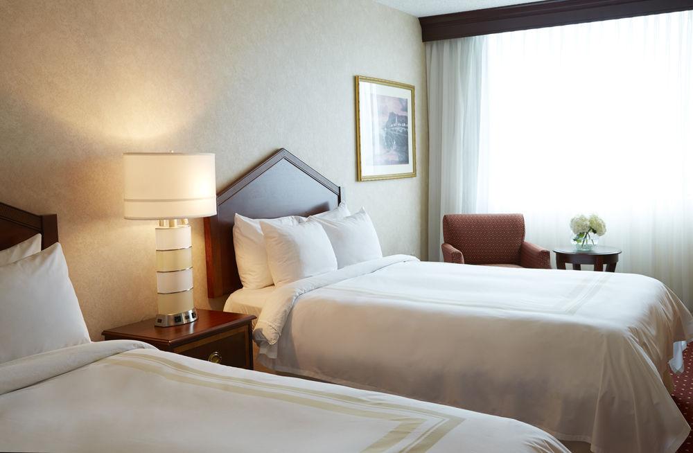Pittsburgh Marriott North 4*
