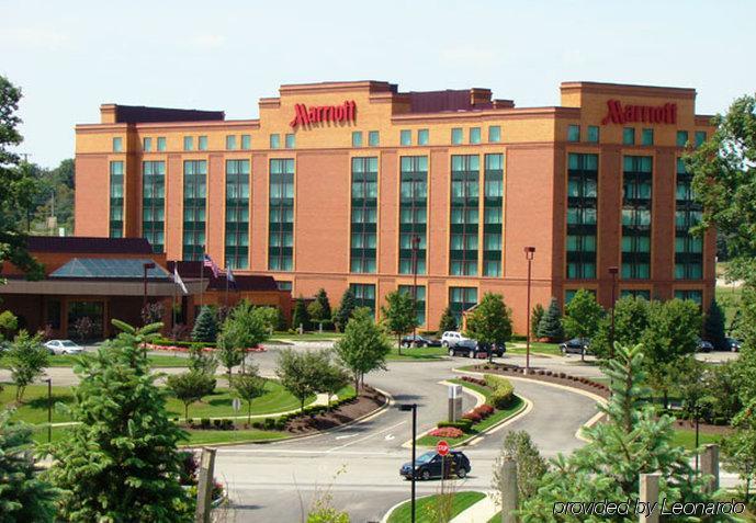Hotel Pittsburgh Marriott North 4*